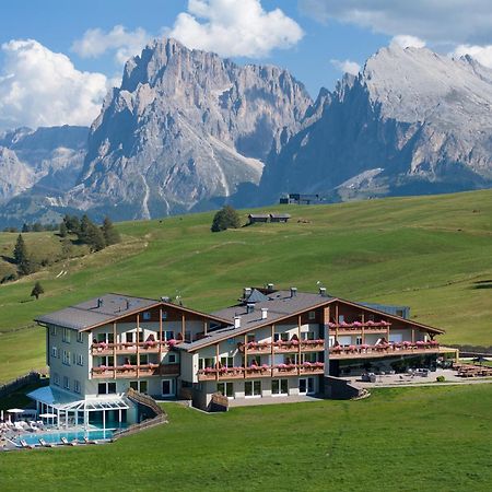 Hotel Santner Alpine Sport&Relax Seiser Alm Exterior foto