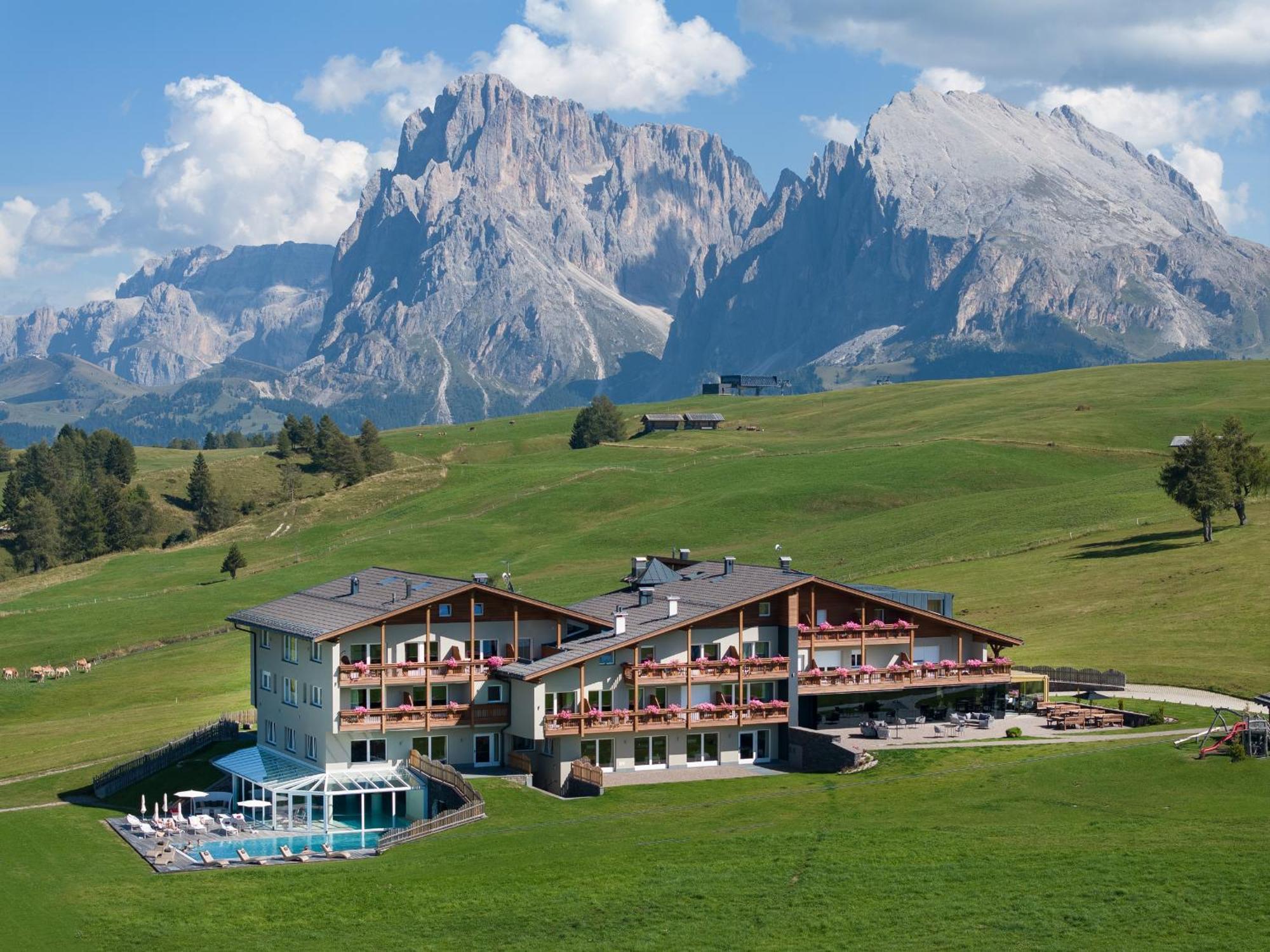 Hotel Santner Alpine Sport&Relax Seiser Alm Exterior foto